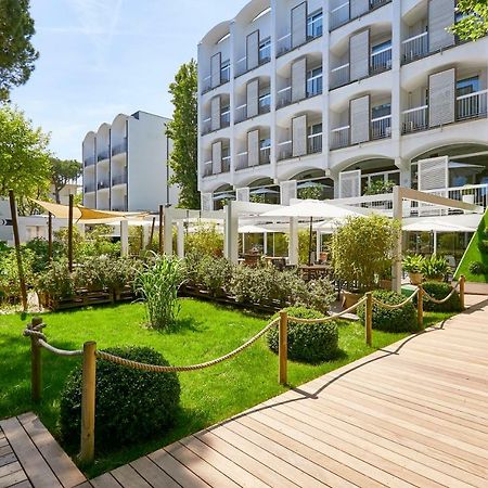 Hotel Saraceno Resort With Private Beach 밀라노마리티마 외부 사진