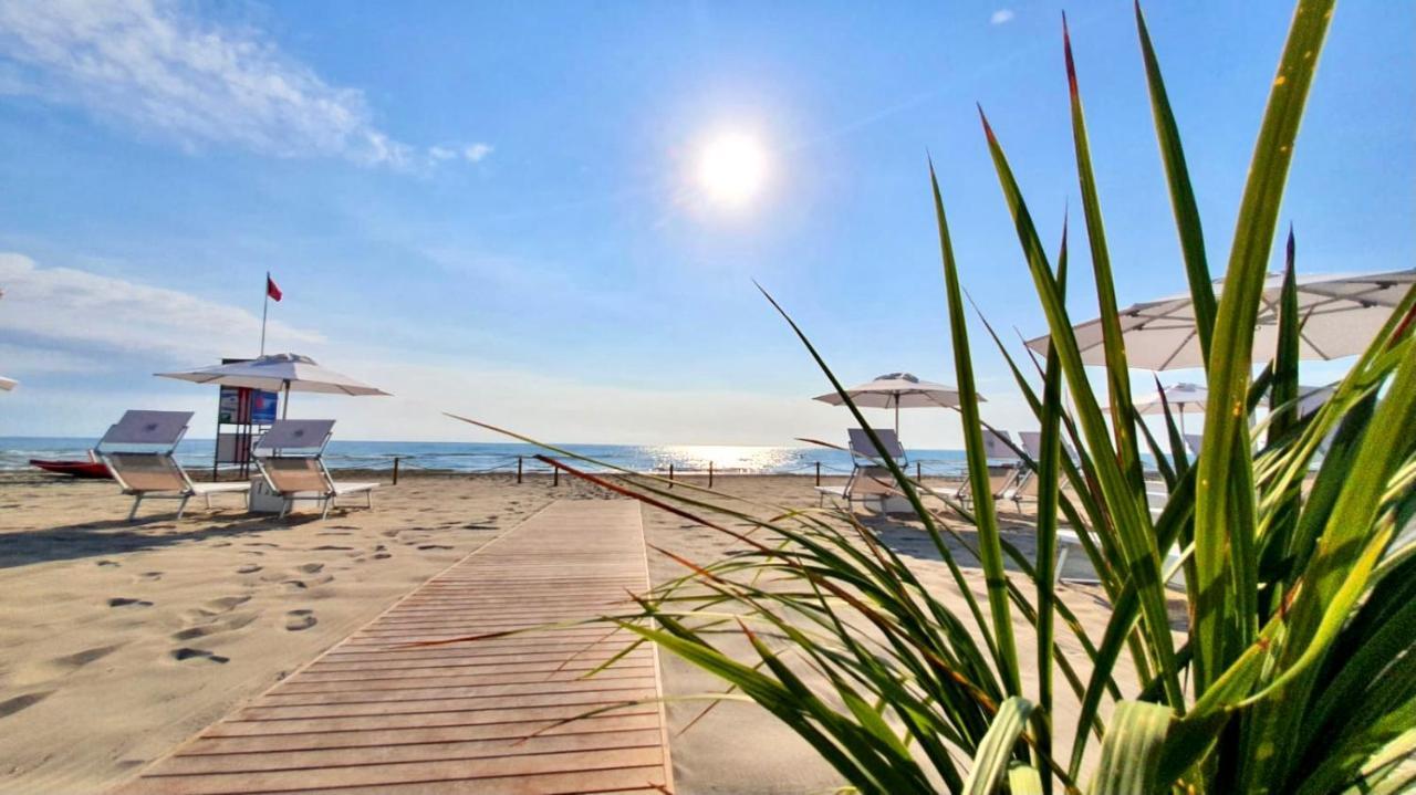 Hotel Saraceno Resort With Private Beach 밀라노마리티마 외부 사진