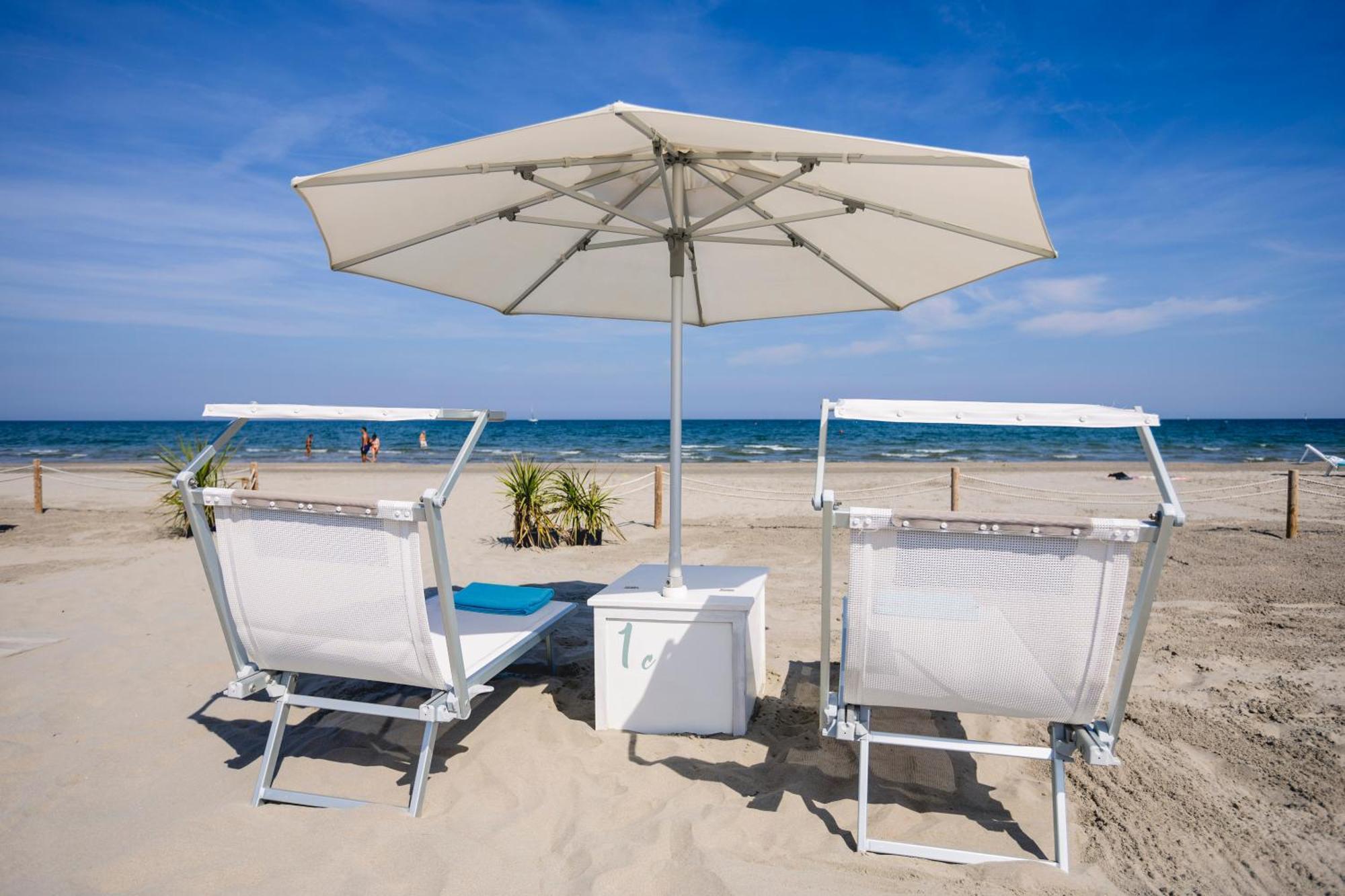 Hotel Saraceno Resort With Private Beach 밀라노마리티마 외부 사진