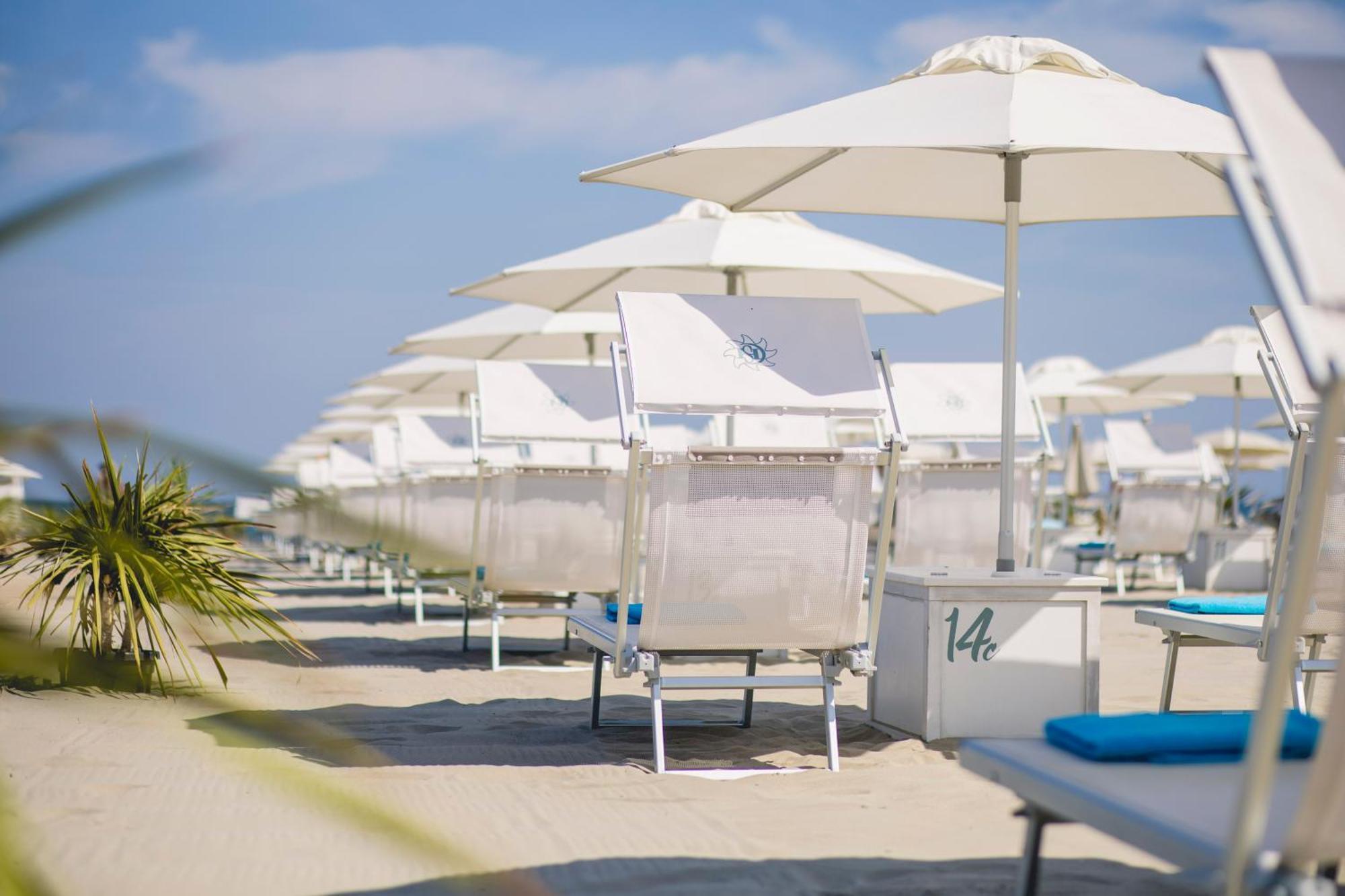 Hotel Saraceno Resort With Private Beach 밀라노마리티마 외부 사진