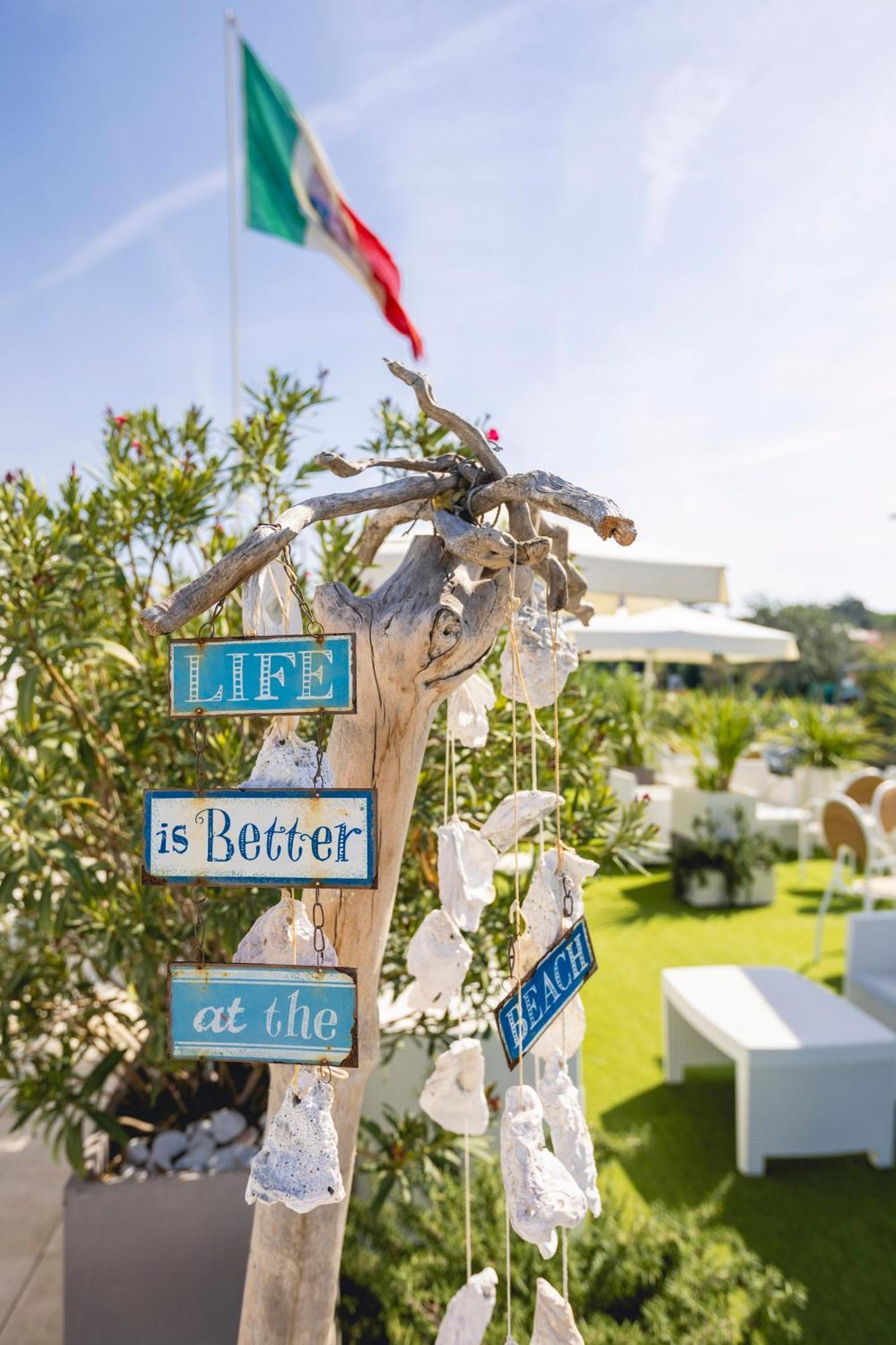Hotel Saraceno Resort With Private Beach 밀라노마리티마 외부 사진