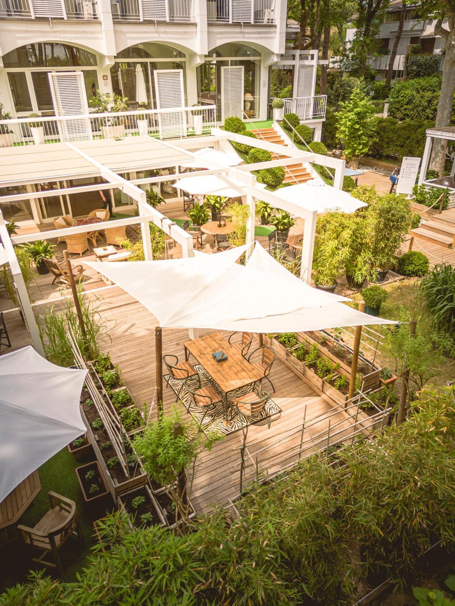 Hotel Saraceno Resort With Private Beach 밀라노마리티마 외부 사진